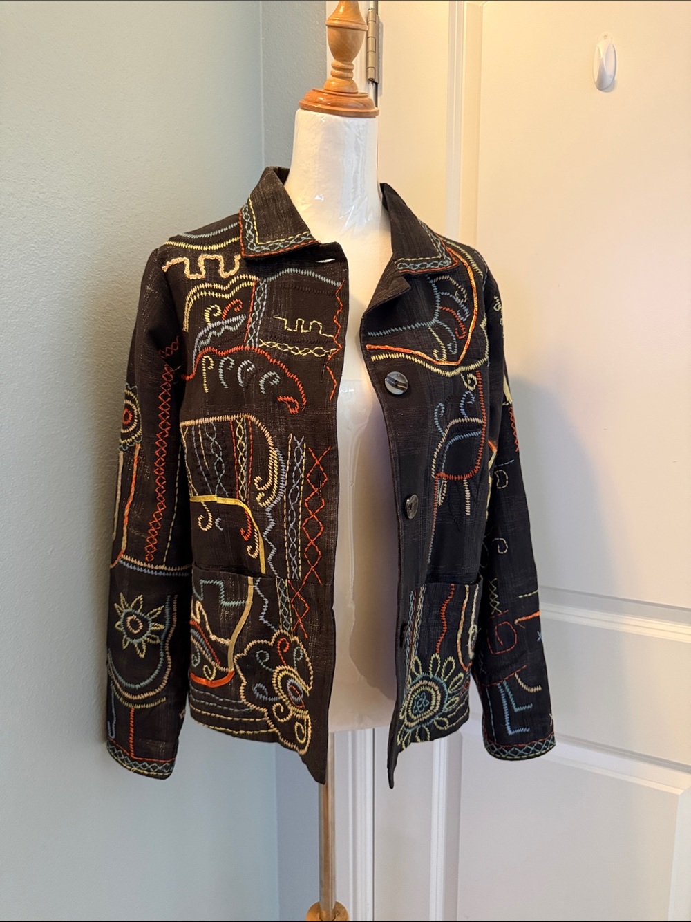 Parsley & Sage Black Embroidered Boho Button-Front Jacket